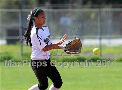 Thumbnail 3 in Concord vs Amador Valley (Queen Of The Mountain) photogallery.