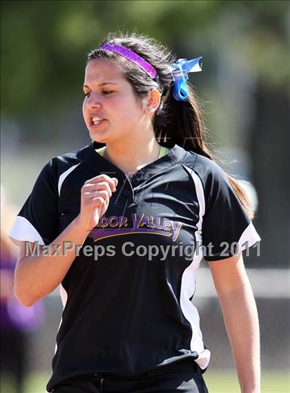 Thumbnail 2 in Concord vs Amador Valley (Queen Of The Mountain) photogallery.
