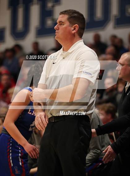 Thumbnail 2 in Lakewood vs. Circleville (OHSAA D2 Regional Semifinal) photogallery.