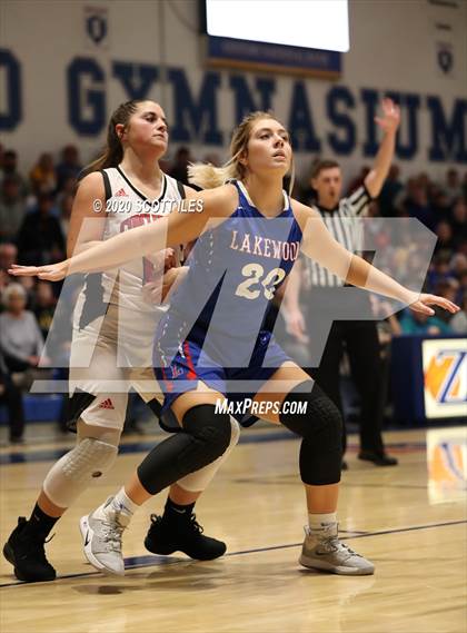 Thumbnail 1 in Lakewood vs. Circleville (OHSAA D2 Regional Semifinal) photogallery.