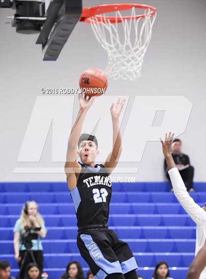 Thumbnail 2 in Sam Rayburn vs. Manvel (McDonald's Texas Invitational) photogallery.