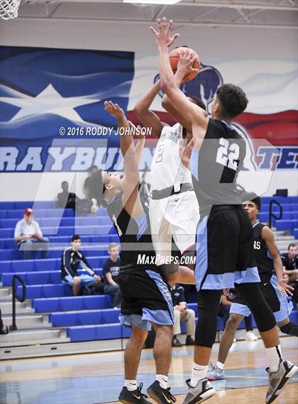 Thumbnail 1 in Sam Rayburn vs. Manvel (McDonald's Texas Invitational) photogallery.