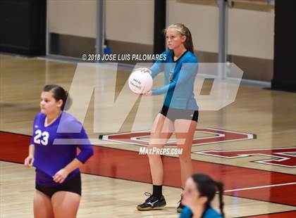 Thumbnail 2 in Sultana @ Oak Hills photogallery.
