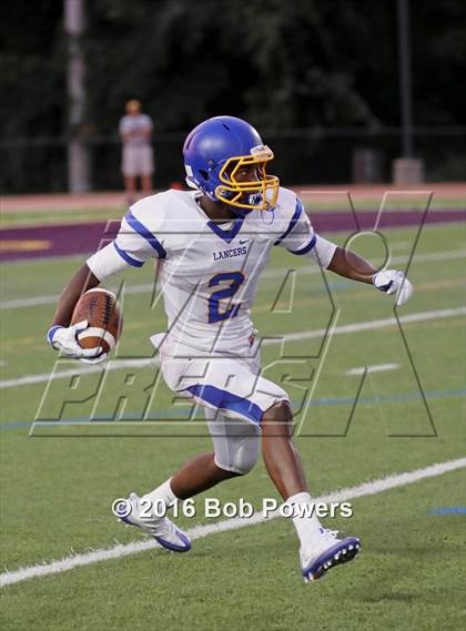 Thumbnail 1 in Lee @ Lake Braddock photogallery.
