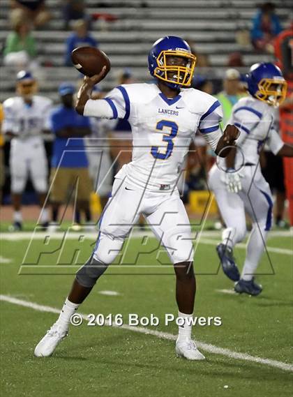Thumbnail 1 in Lee @ Lake Braddock photogallery.