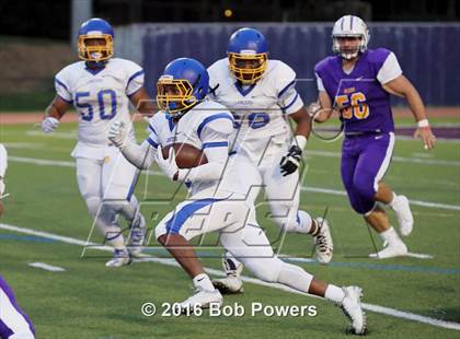 Thumbnail 2 in Lee @ Lake Braddock photogallery.