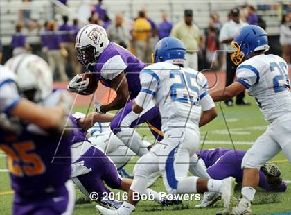 Thumbnail 2 in Lee @ Lake Braddock photogallery.