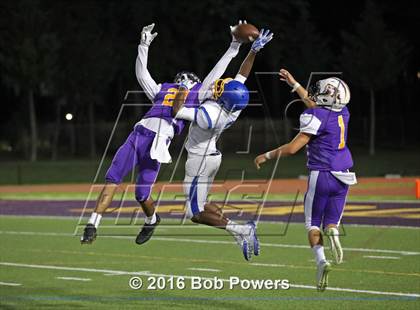 Thumbnail 2 in Lee @ Lake Braddock photogallery.