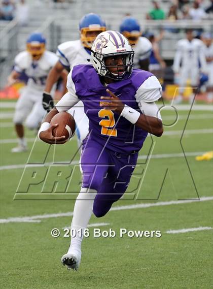Thumbnail 1 in Lee @ Lake Braddock photogallery.