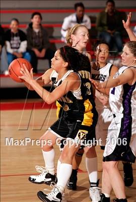 Thumbnail 2 in Ventura vs. Carlsbad (SD Winter Showcase)  photogallery.