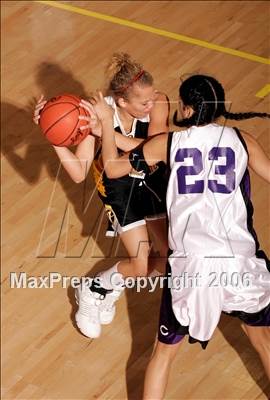 Thumbnail 2 in Ventura vs. Carlsbad (SD Winter Showcase)  photogallery.