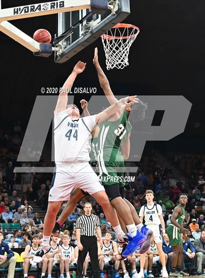 Thumbnail 1 in George Washington vs. Valor Christian (CHSAA 5A Great 8) photogallery.