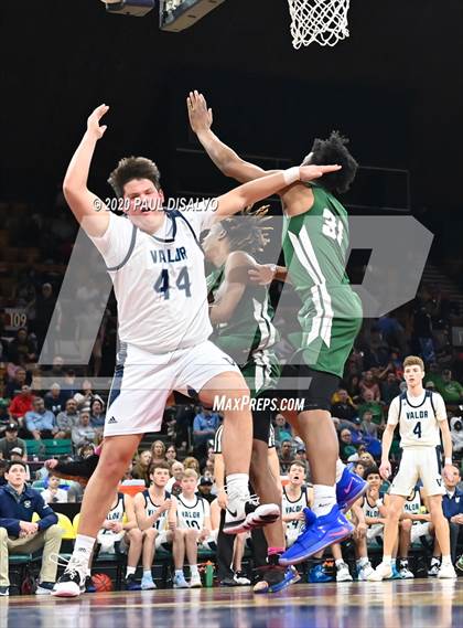 Thumbnail 2 in George Washington vs. Valor Christian (CHSAA 5A Great 8) photogallery.
