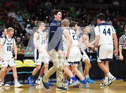 Thumbnail 2 in George Washington vs. Valor Christian (CHSAA 5A Great 8) photogallery.