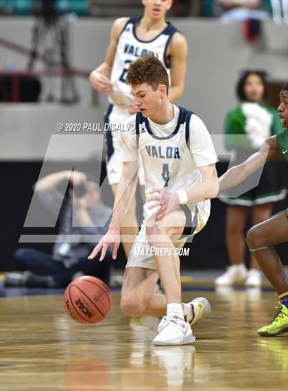Thumbnail 3 in George Washington vs. Valor Christian (CHSAA 5A Great 8) photogallery.