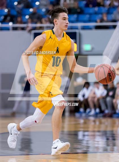 Thumbnail 2 in Bishop Manogue vs. Bishop Gorman (NIAA 4A Final) photogallery.