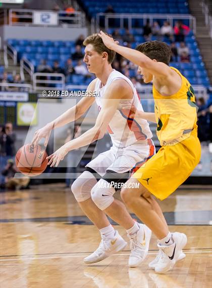 Thumbnail 3 in Bishop Manogue vs. Bishop Gorman (NIAA 4A Final) photogallery.