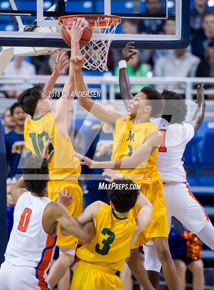 Thumbnail 3 in Bishop Manogue vs. Bishop Gorman (NIAA 4A Final) photogallery.