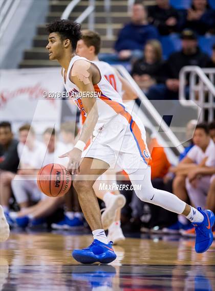 Thumbnail 2 in Bishop Manogue vs. Bishop Gorman (NIAA 4A Final) photogallery.