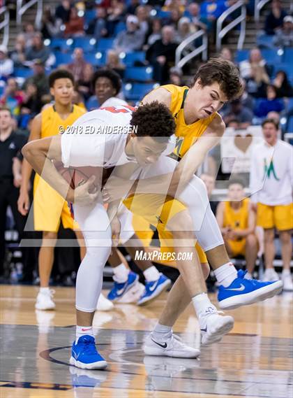 Thumbnail 3 in Bishop Manogue vs. Bishop Gorman (NIAA 4A Final) photogallery.