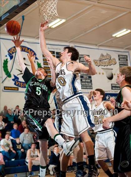 Thumbnail 2 in St. Bernard's @ Del Norte photogallery.