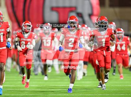 Thumbnail 3 in College Park vs Cypress Lakes (UIL 6A D2 Football Area) photogallery.