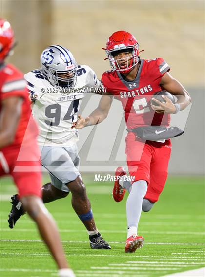 Thumbnail 3 in College Park vs Cypress Lakes (UIL 6A D2 Football Area) photogallery.