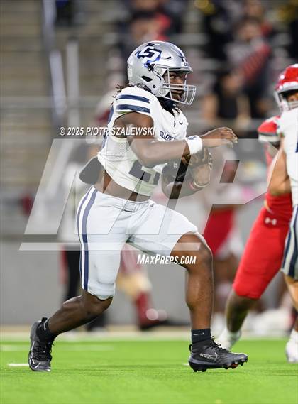 Thumbnail 2 in College Park vs Cypress Lakes (UIL 6A D2 Football Area) photogallery.