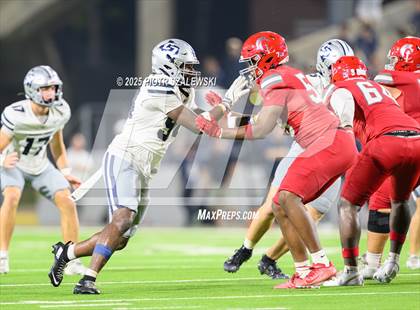 Thumbnail 1 in College Park vs Cypress Lakes (UIL 6A D2 Football Area) photogallery.