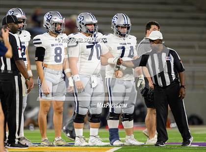 Thumbnail 2 in College Park vs Cypress Lakes (UIL 6A D2 Football Area) photogallery.