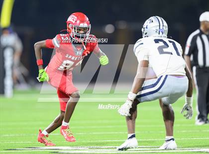 Thumbnail 3 in College Park vs Cypress Lakes (UIL 6A D2 Football Area) photogallery.
