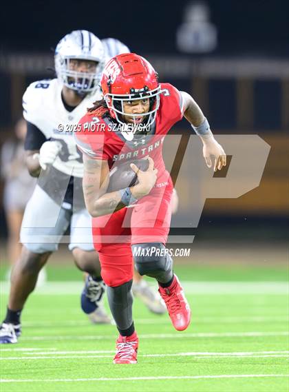 Thumbnail 2 in College Park vs Cypress Lakes (UIL 6A D2 Football Area) photogallery.