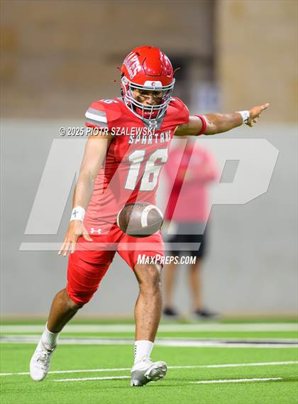 Thumbnail 3 in College Park vs Cypress Lakes (UIL 6A D2 Football Area) photogallery.