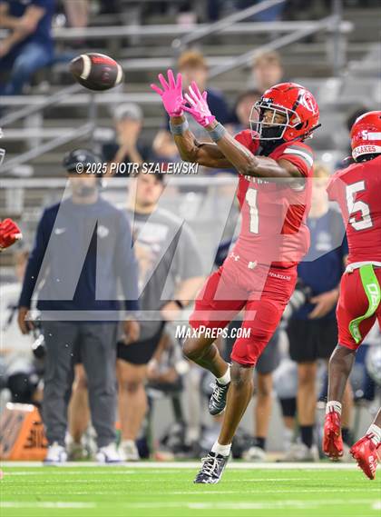 Thumbnail 2 in College Park vs Cypress Lakes (UIL 6A D2 Football Area) photogallery.