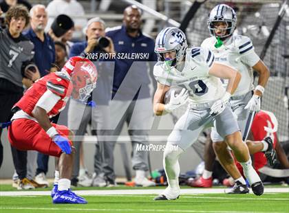 Thumbnail 3 in College Park vs Cypress Lakes (UIL 6A D2 Football Area) photogallery.