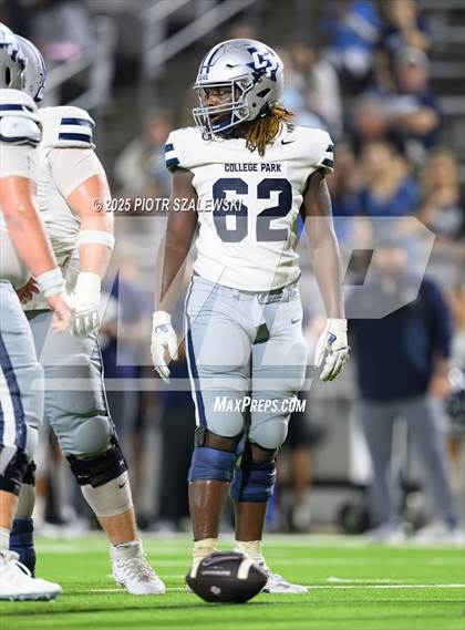 Thumbnail 2 in College Park vs Cypress Lakes (UIL 6A D2 Football Area) photogallery.