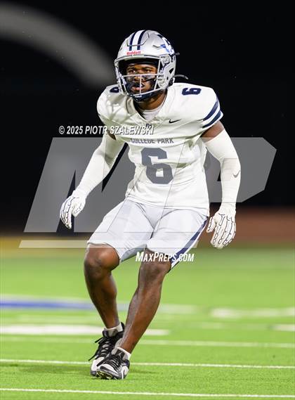 Thumbnail 2 in College Park vs Cypress Lakes (UIL 6A D2 Football Area) photogallery.