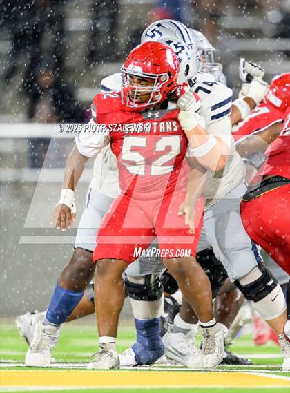 Thumbnail 3 in College Park vs Cypress Lakes (UIL 6A D2 Football Area) photogallery.