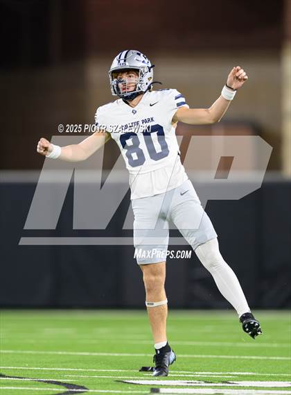 Thumbnail 3 in College Park vs Cypress Lakes (UIL 6A D2 Football Area) photogallery.