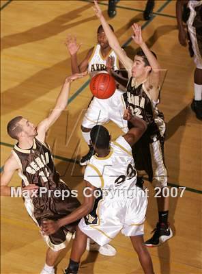 Thumbnail 1 in Serra vs Arroyo Valley (Torrey Pines Holiday Prep Classic) photogallery.