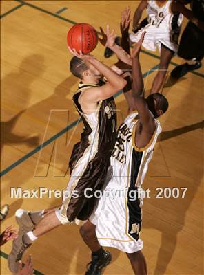 Thumbnail 3 in Serra vs Arroyo Valley (Torrey Pines Holiday Prep Classic) photogallery.