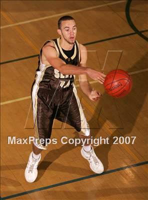 Thumbnail 1 in Serra vs Arroyo Valley (Torrey Pines Holiday Prep Classic) photogallery.