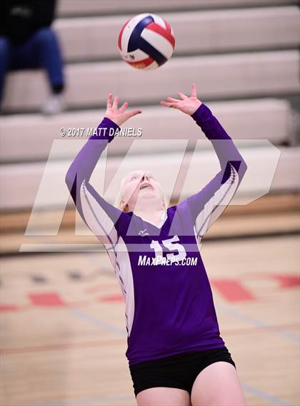 Thumbnail 2 in Douglas County vs. Niwot (Mustang Classic Tournament) photogallery.