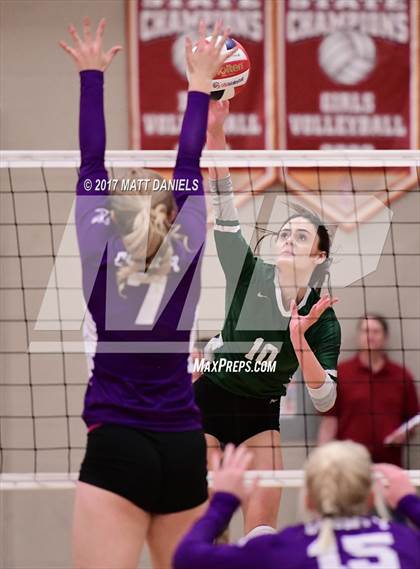 Thumbnail 2 in Douglas County vs. Niwot (Mustang Classic Tournament) photogallery.