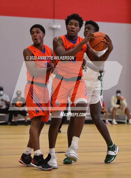 Thumbnail 1 in Oak Ridge vs. West Orange (Metro Hoop Fest) photogallery.