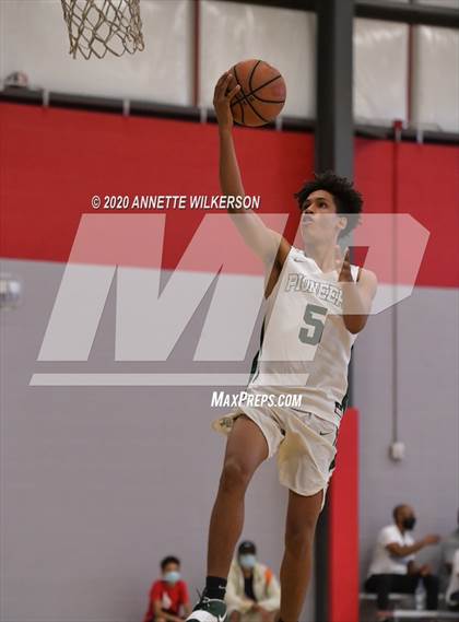 Thumbnail 1 in Oak Ridge vs. West Orange (Metro Hoop Fest) photogallery.