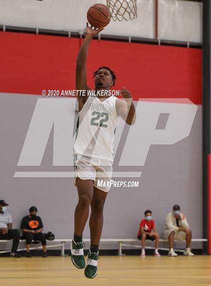 Thumbnail 1 in Oak Ridge vs. West Orange (Metro Hoop Fest) photogallery.