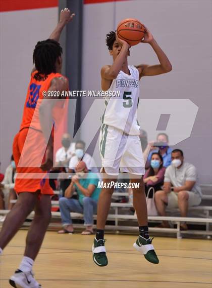 Thumbnail 2 in Oak Ridge vs. West Orange (Metro Hoop Fest) photogallery.