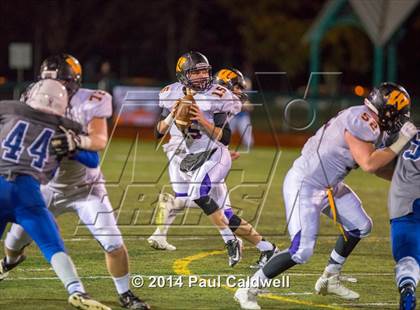 Thumbnail 2 in Wenatchee @ Graham-Kapowsin (WIAA 4A Quarterfinal Playoff) photogallery.