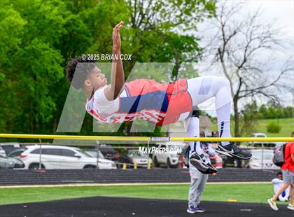 Thumbnail 2 in 5A East Conference Track Meet @ Mountain Home photogallery.